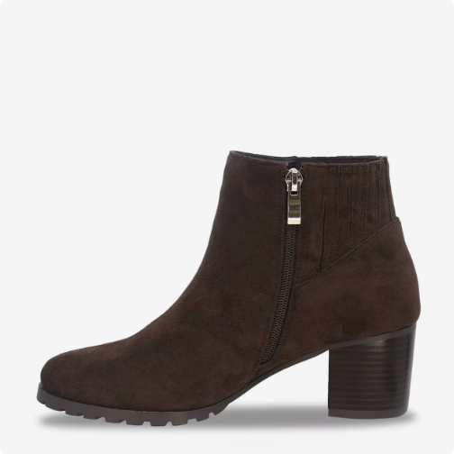 Women\'s Kelly & Katie Tracie Ankle Bootie - Brown